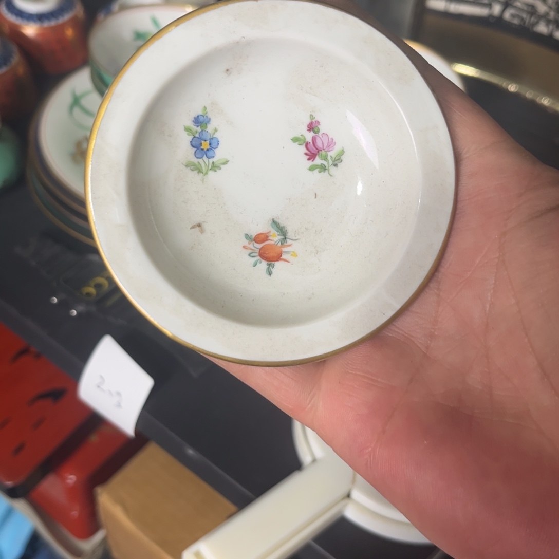 辉哥海外工艺品1老**途