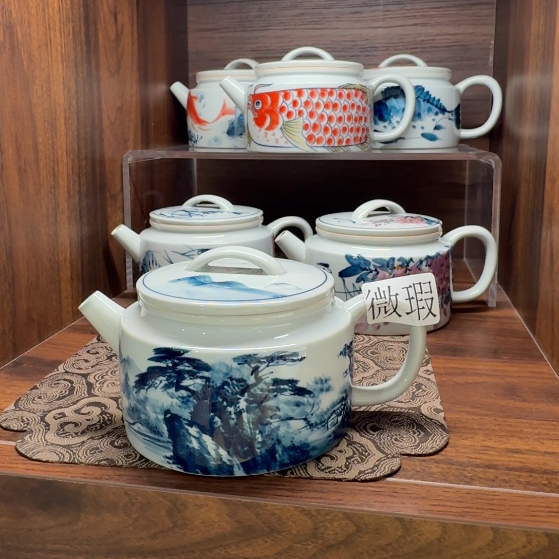 釉下手绘茶具微瑕