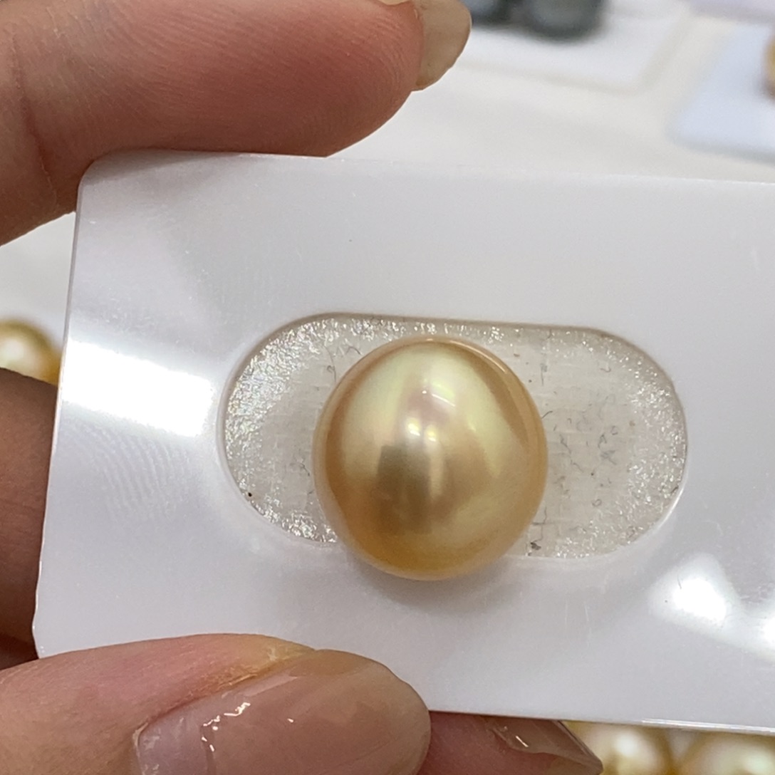 海水珍珠裸珠金珠微瑕炫彩13.7m