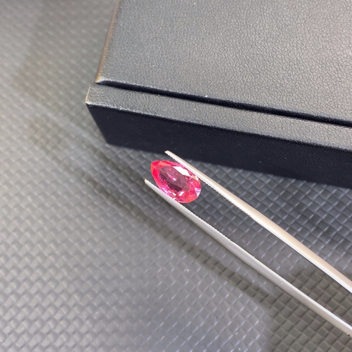 尖晶石裸石未镶嵌2.19ct