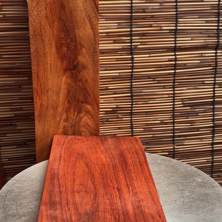 挑***剑大叶紫檀（黑酸枝木类）