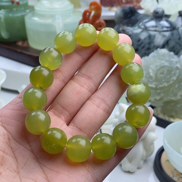 岫玉四大名玉手串未镶嵌