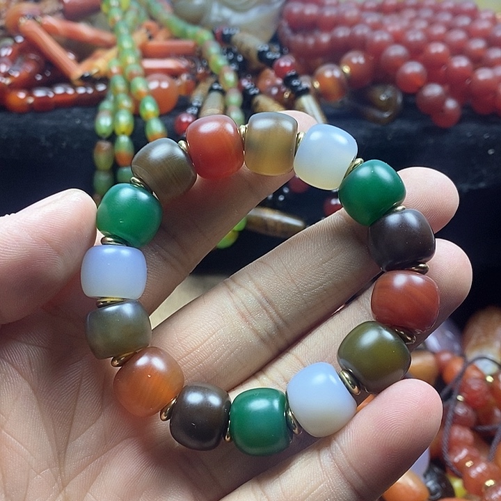 玛瑙/玉髓手串未镶嵌