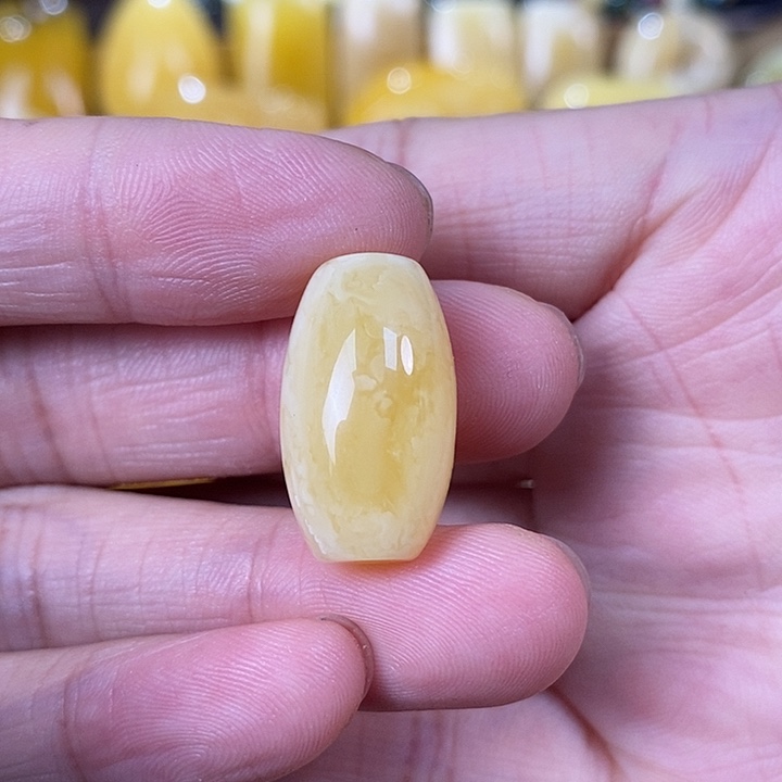 未镶嵌琥珀裸石桶珠