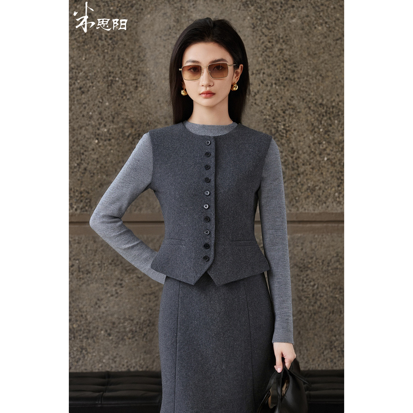 皖儿新款极简风无袖小马甲百搭短款西装马甲女5M25DN5507