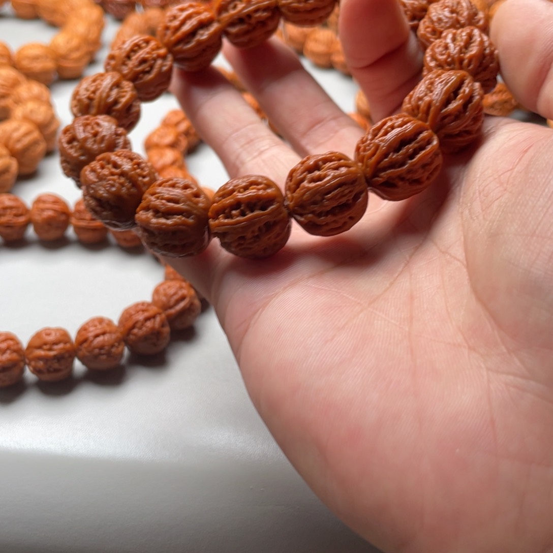 文玩核桃手串就****?京八棱