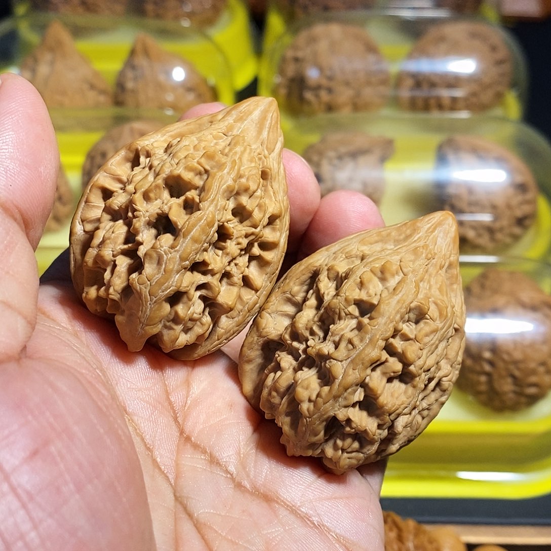 文玩核桃把件37大沽石