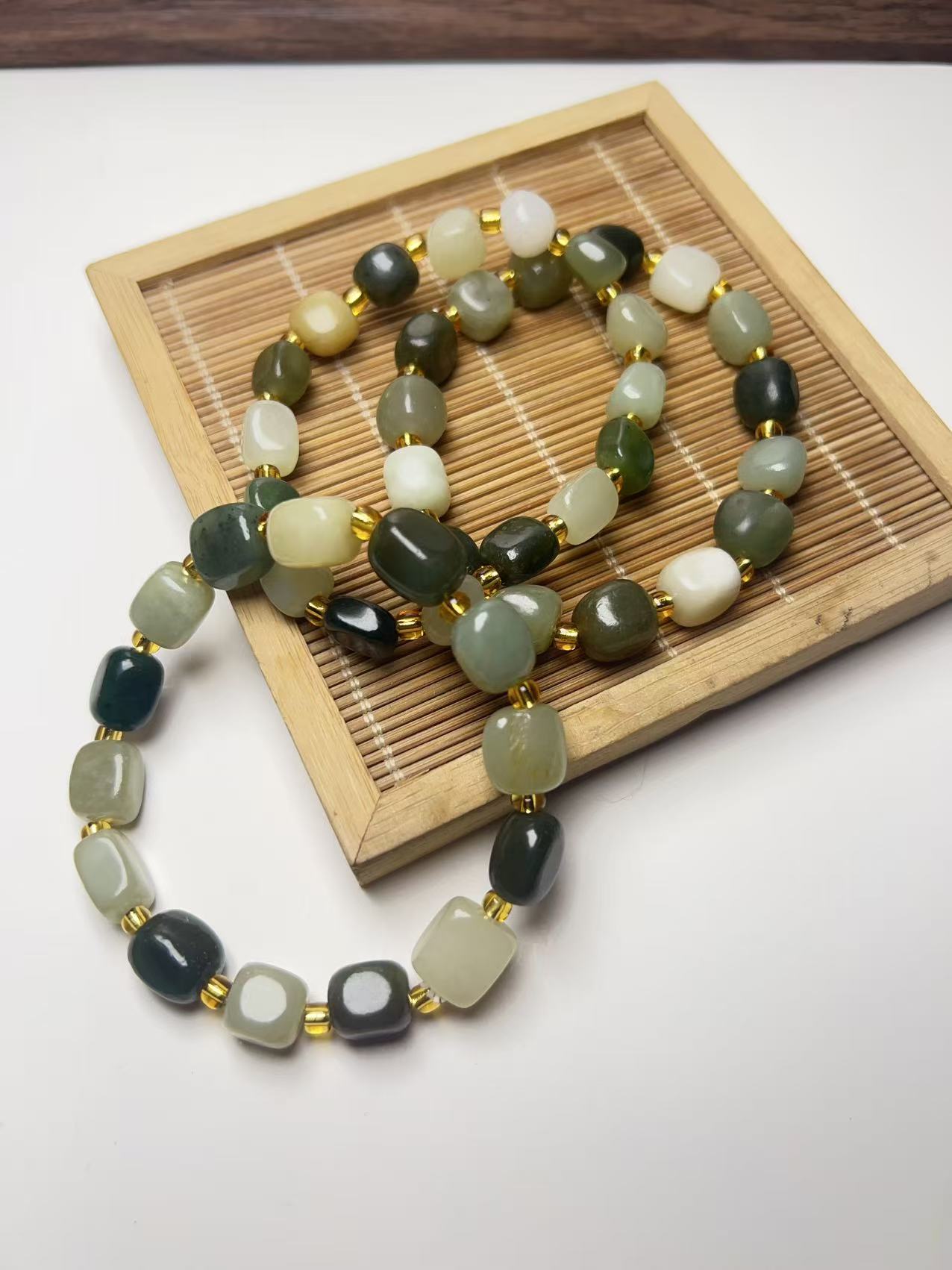 1172和田玉【多宝原石卡8-10手串】 微瑕有裂矿坑（拍一发一 多样发