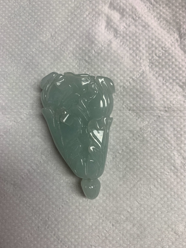 玉如军意翡翠珠宝