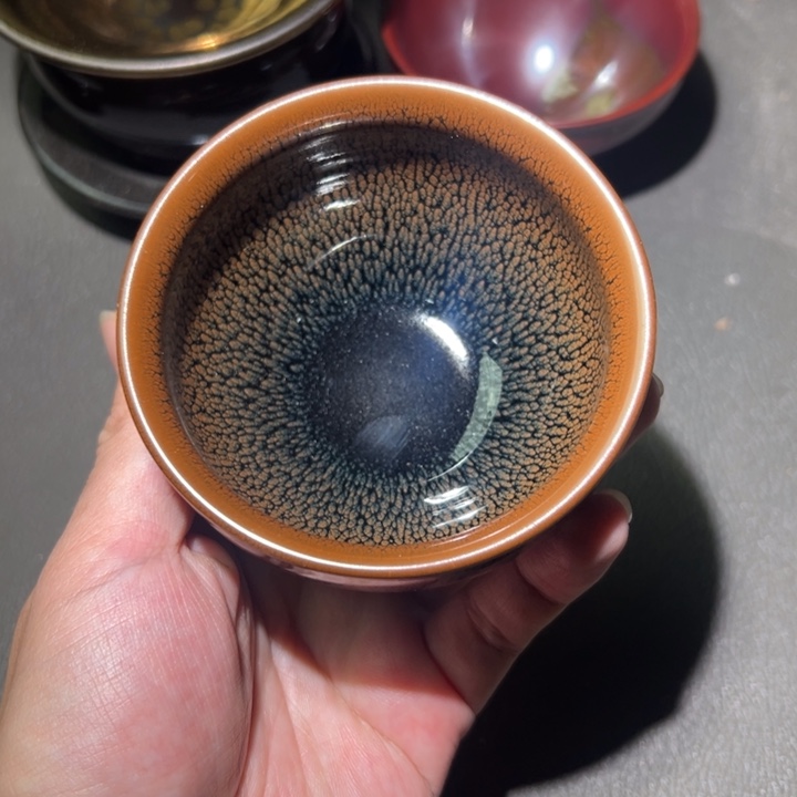 茶盏这个时候才开始准备好