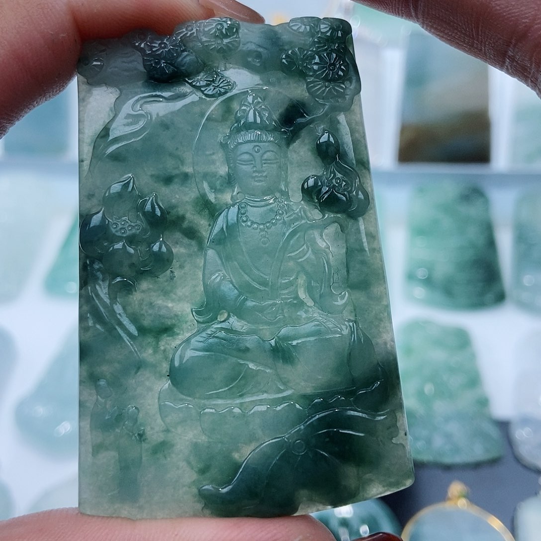 翡翠吊坠(不含链)未镶嵌