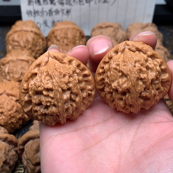 文玩核桃吊坠核桃