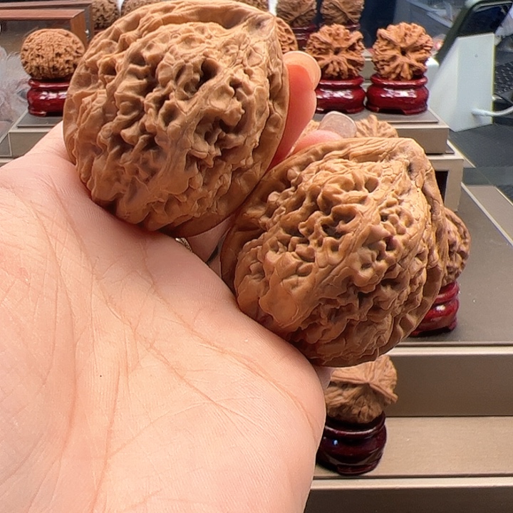 文玩核桃把件42 核尊 u-007