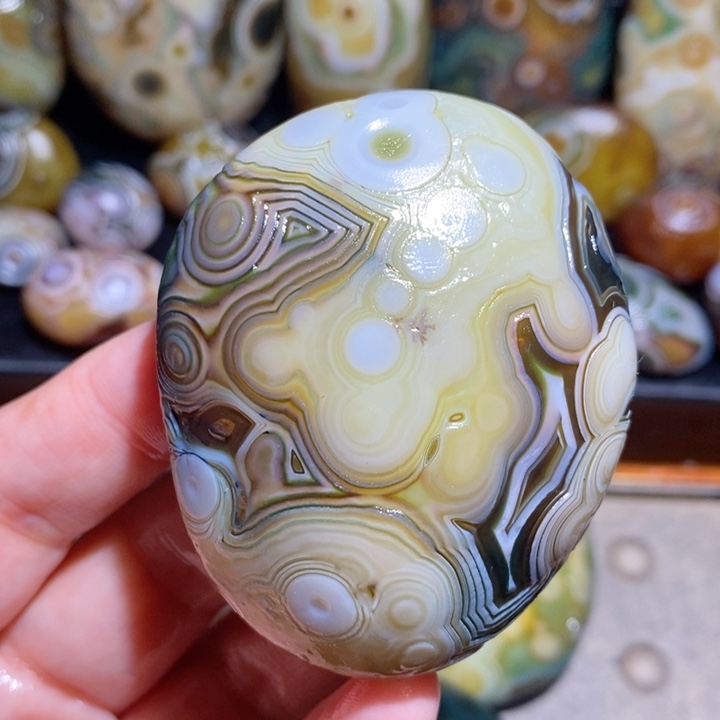 未镶嵌玛瑙/玉髓珠宝半成品175