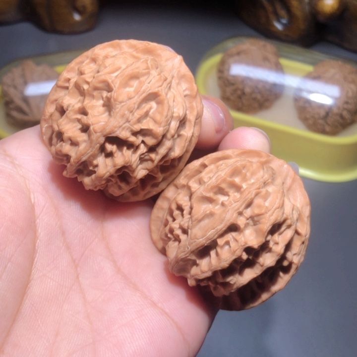 文玩核桃把件40苹果园