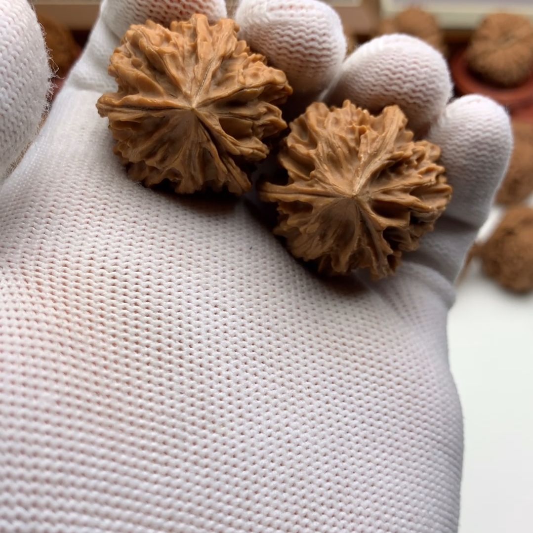 把件文玩核桃岐山三棱33