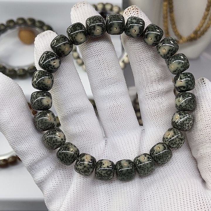 星月菩提手串王**儿10帝王绿双白33