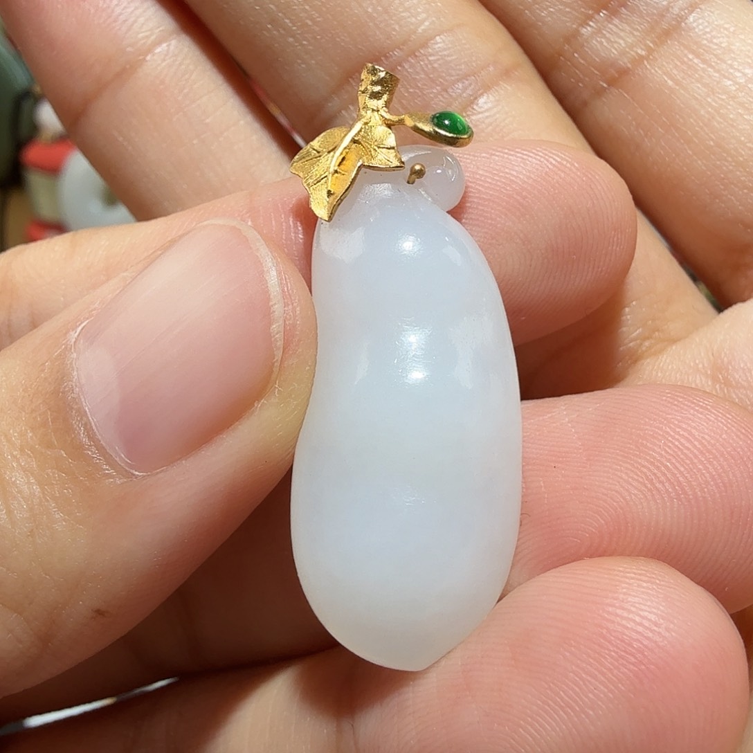 和田玉18K金镶嵌颈饰