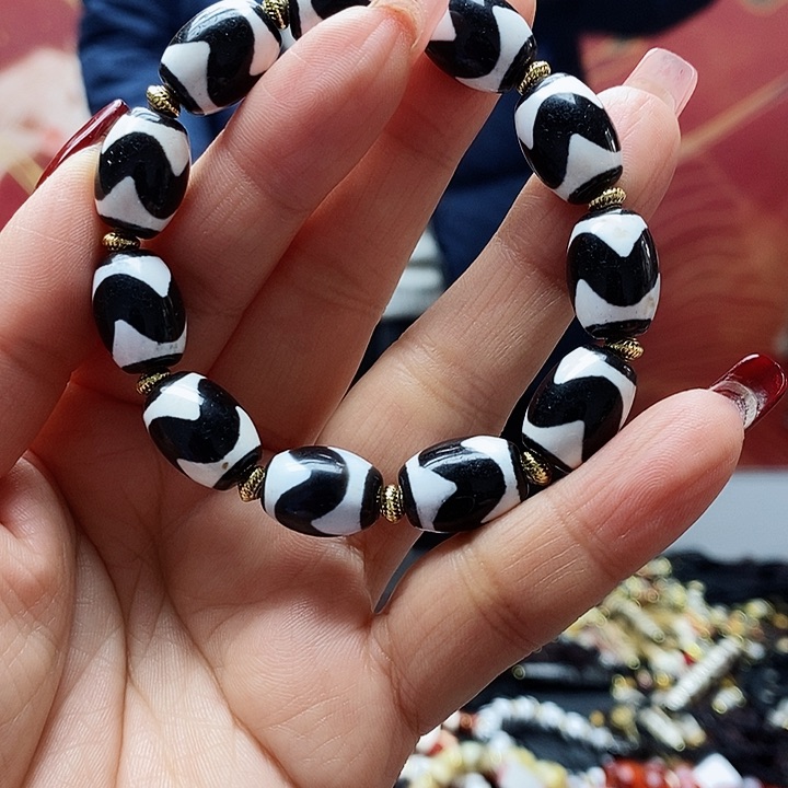 玛瑙/玉髓颈饰合金