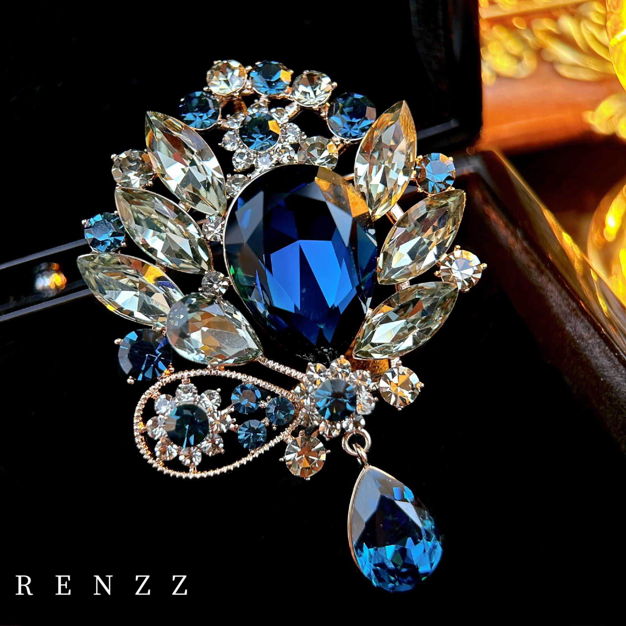  1845蓝色流苏水滴百搭胸针