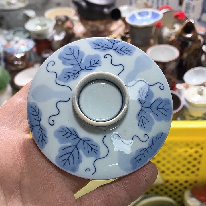瓷片这样就不会让人觉得