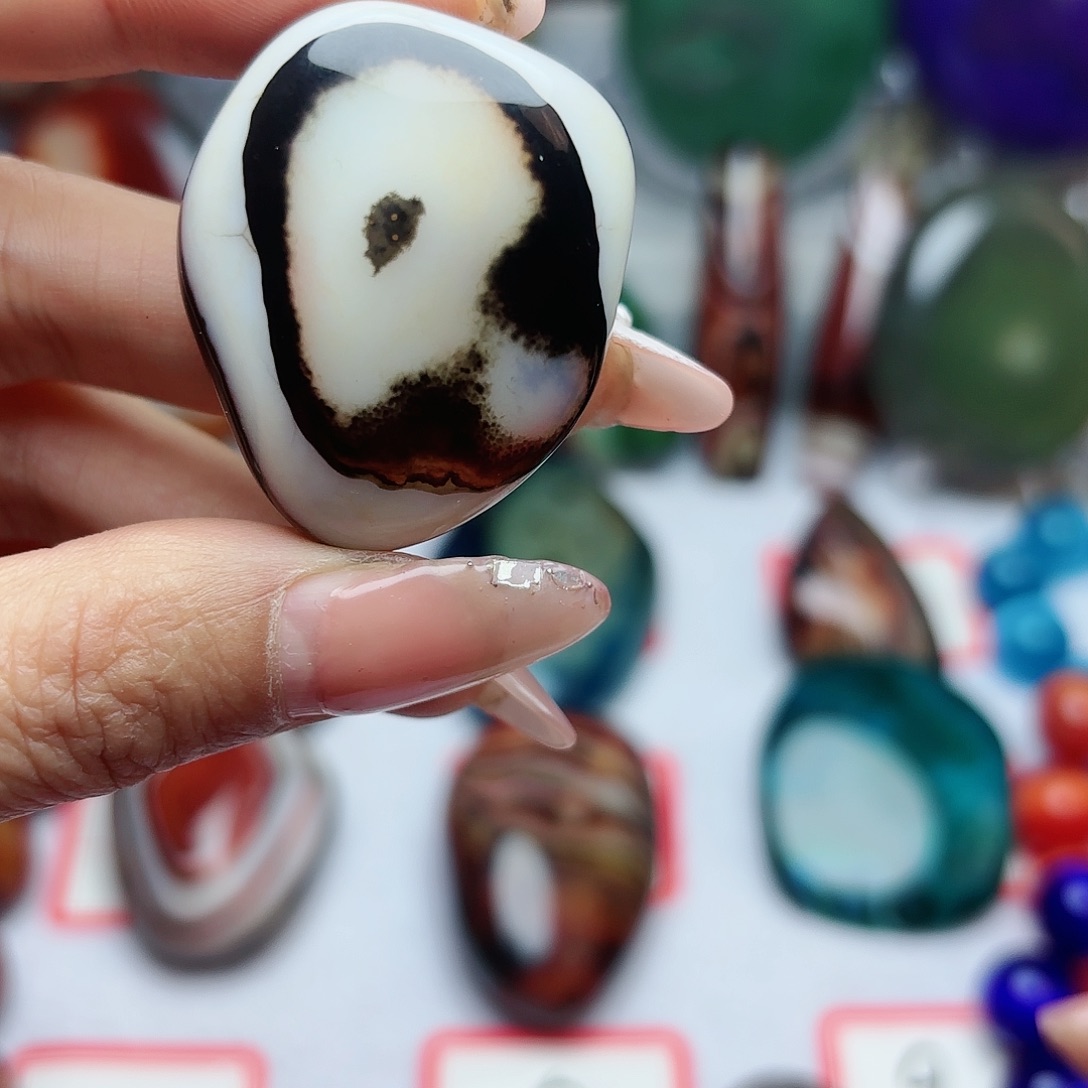 玛瑙/玉髓珠宝奇石未镶嵌