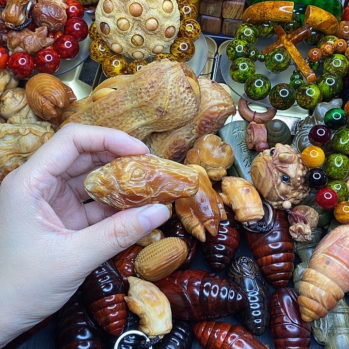 琥珀木琥珀木文玩把件