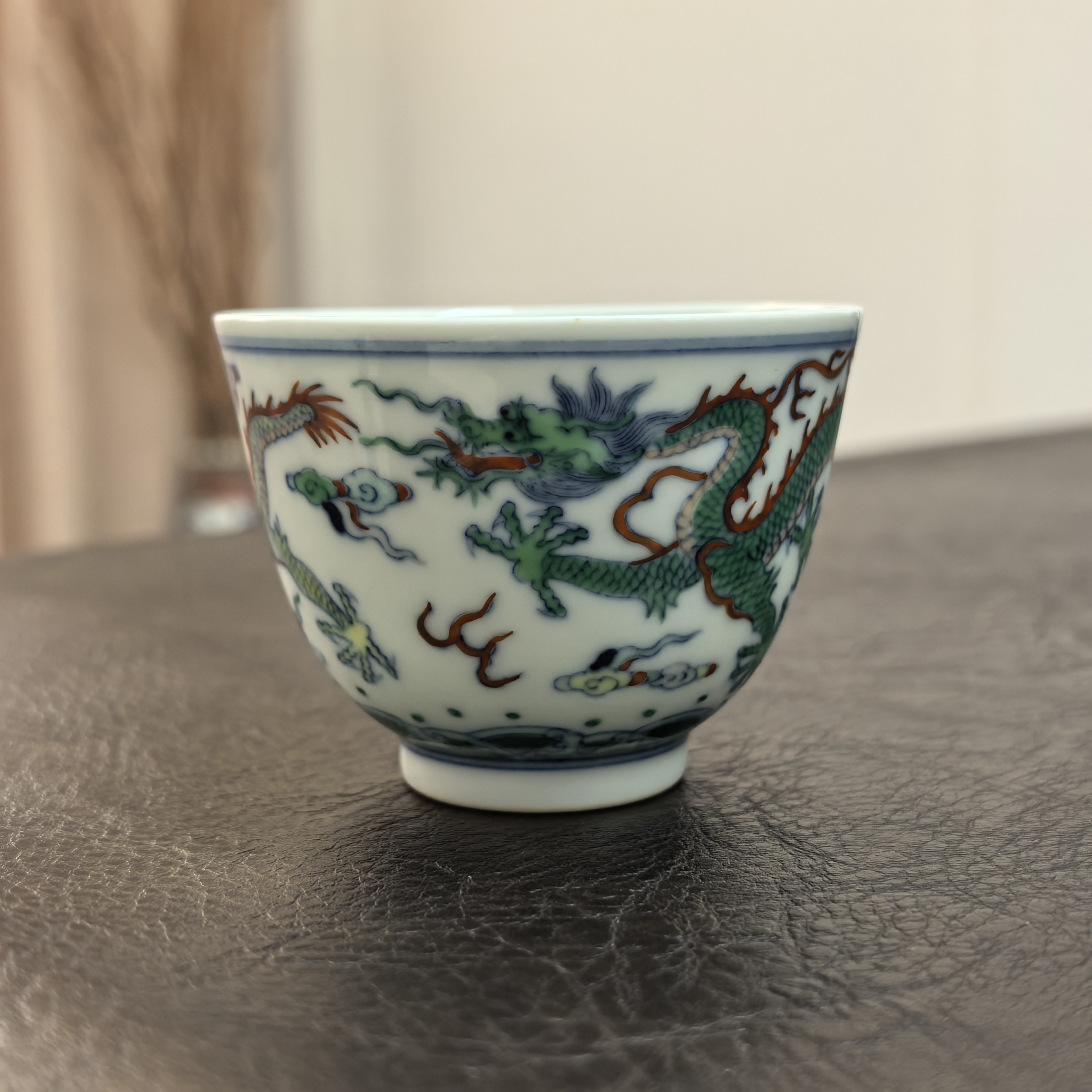 景德镇 忘言造物 安持款 曰何手绘斗彩双龙戏珠品杯茶杯主人杯