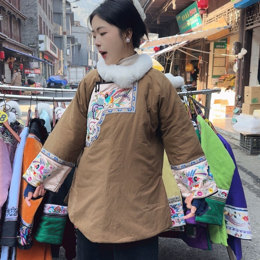 飞***聊湘西苗族刺绣加厚167 120斤