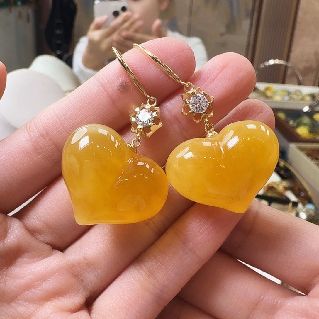 琥珀未镶嵌颈饰耳坠