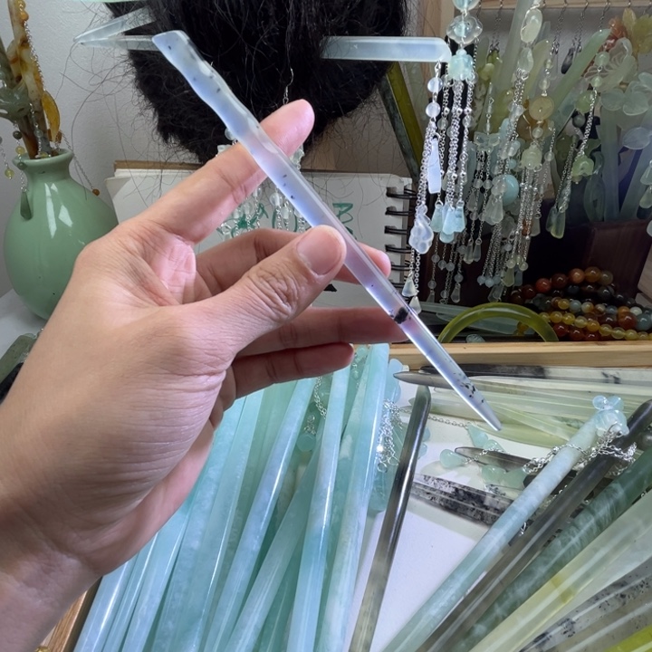 蛇纹石玉发饰未镶嵌
