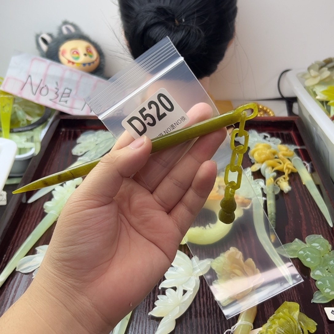 欭***～蛇纹石玉合金发饰