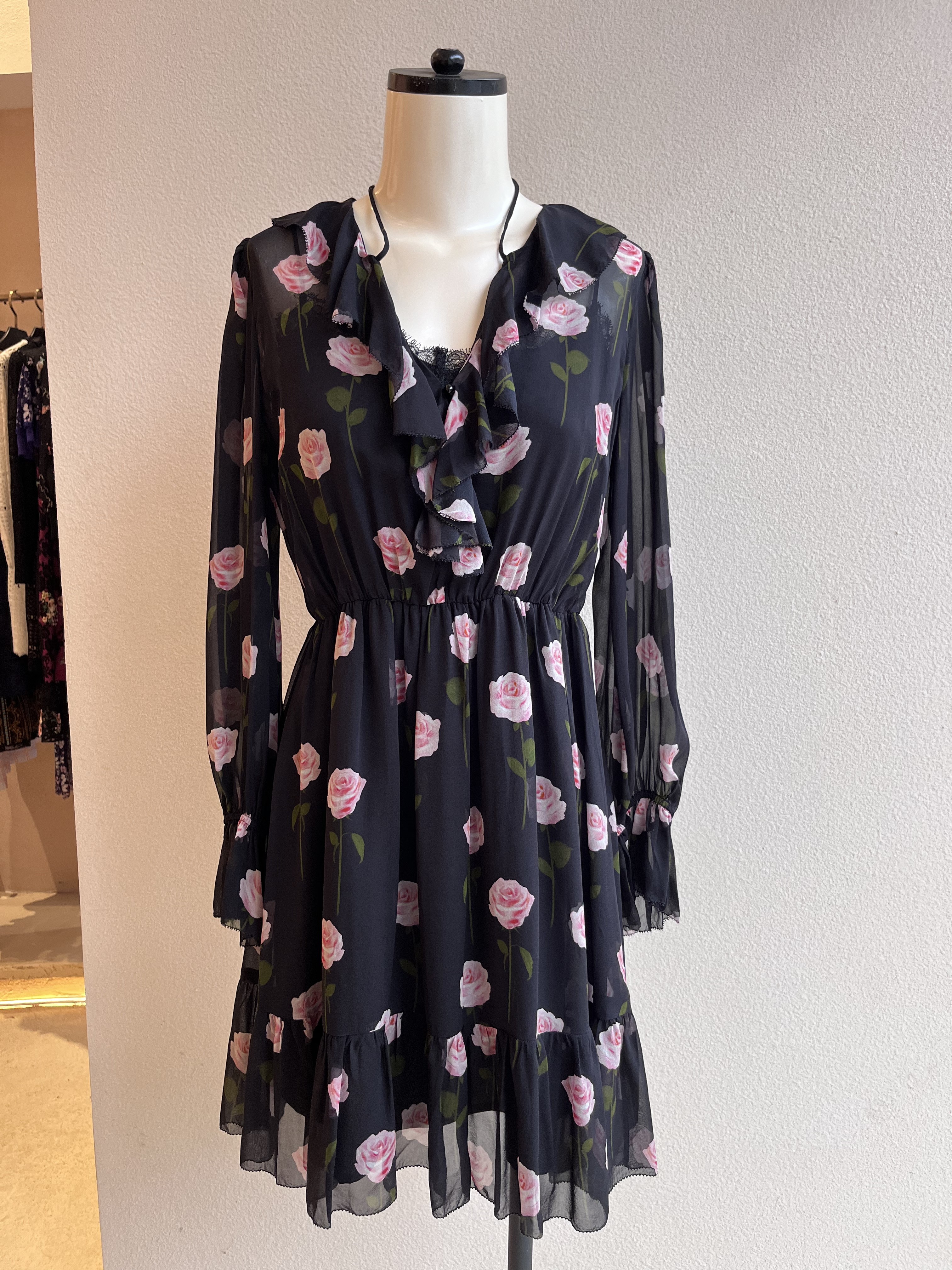 欧点女士1122410110长袖短款连衣裙亲肤舒适时尚