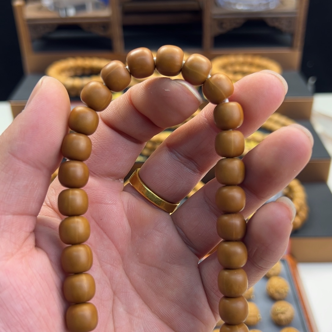 猴头核桃手串福利款哑光老型8号