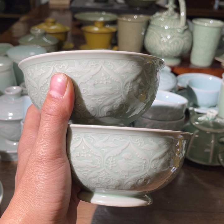 微瑕5.5英寸大唐春低足碗2只