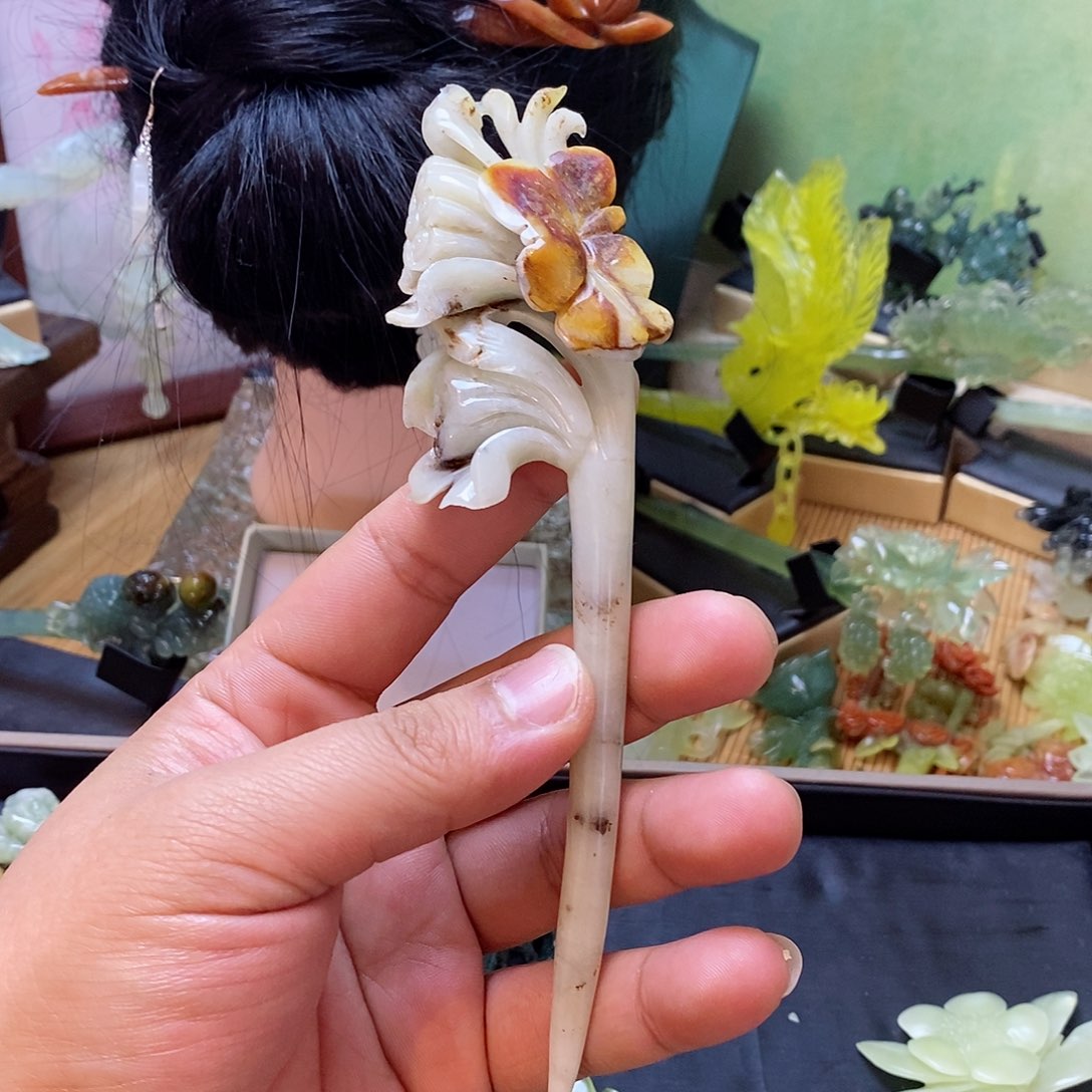 蛇纹石玉发簪未镶嵌