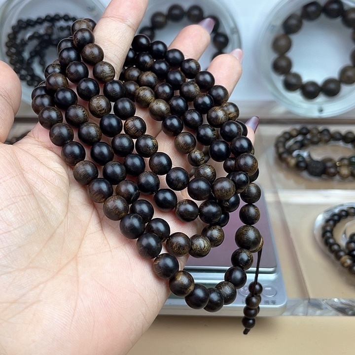 沉香手串顺化紫棋留疤嘤子