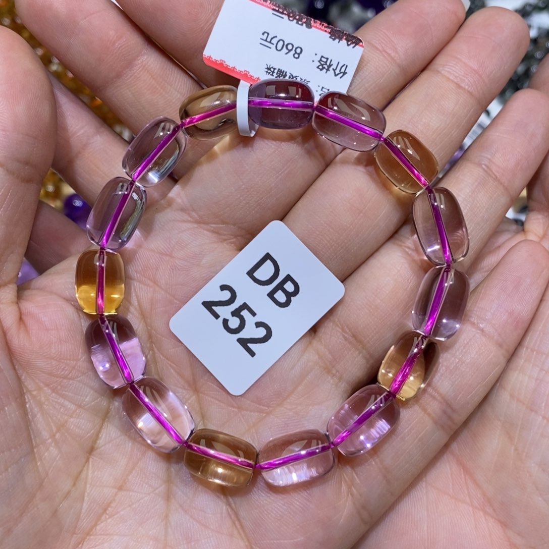 多样性发一未镶嵌水晶