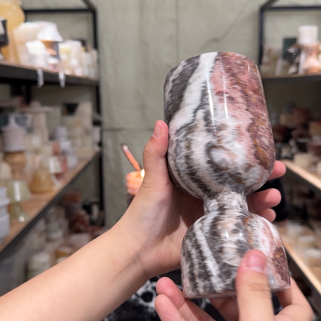 大理石R80。  两个亿 