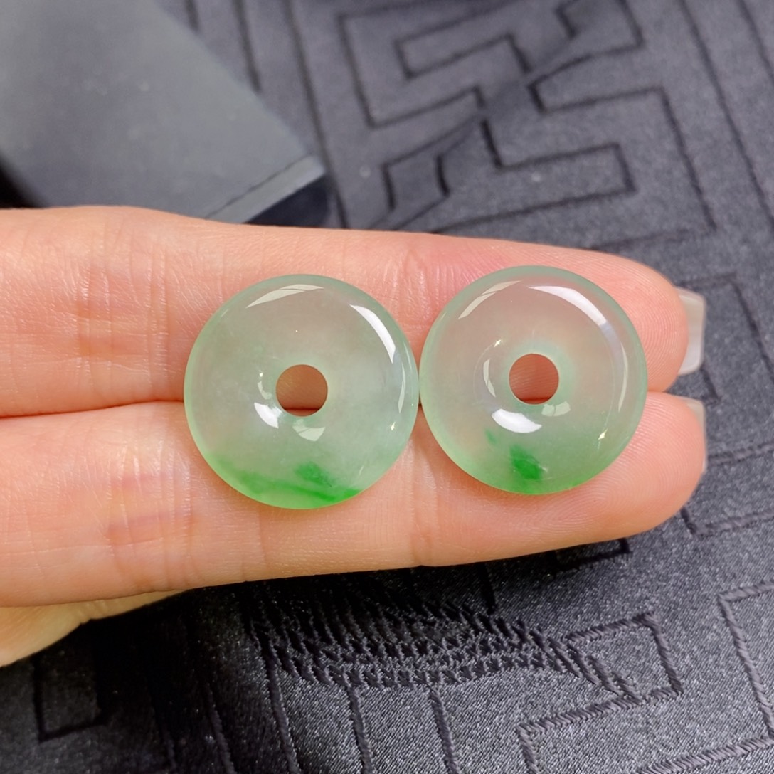 翡翠未镶嵌耳饰飘花甜甜圈