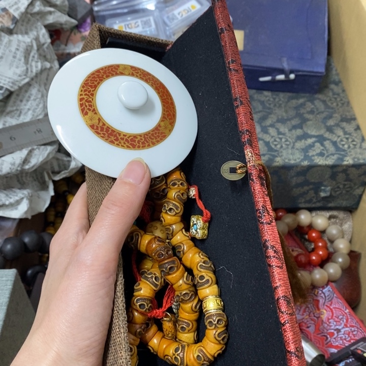 瓷片哈中古工艺品一件