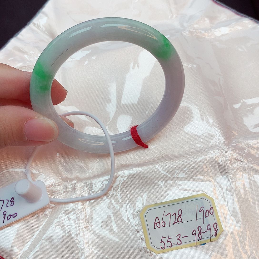 翡翠未镶嵌手镯缅甸翡翠