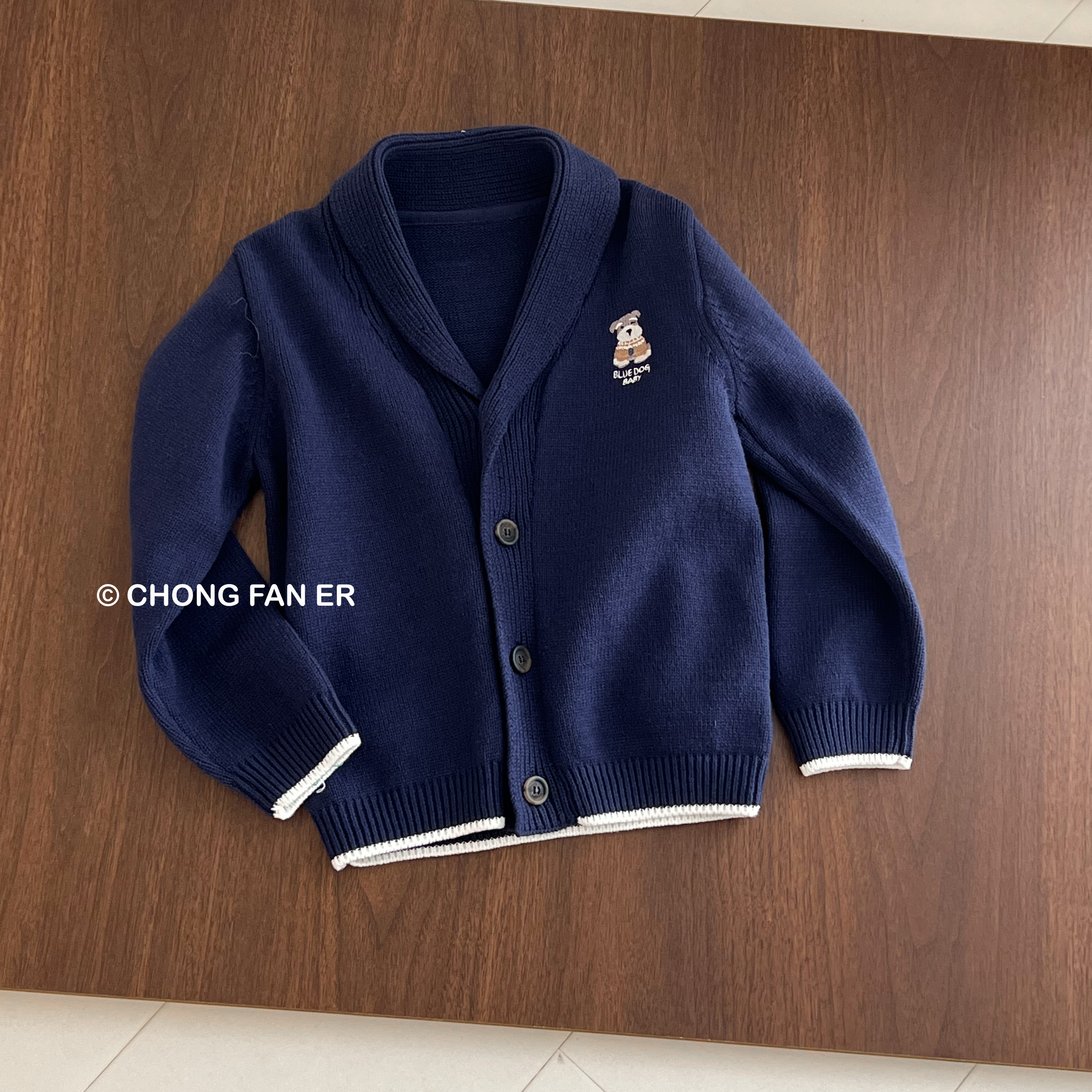 051049 韩国童装 儿童宝宝翻领卡通柔软长袖开衫复古针织外套