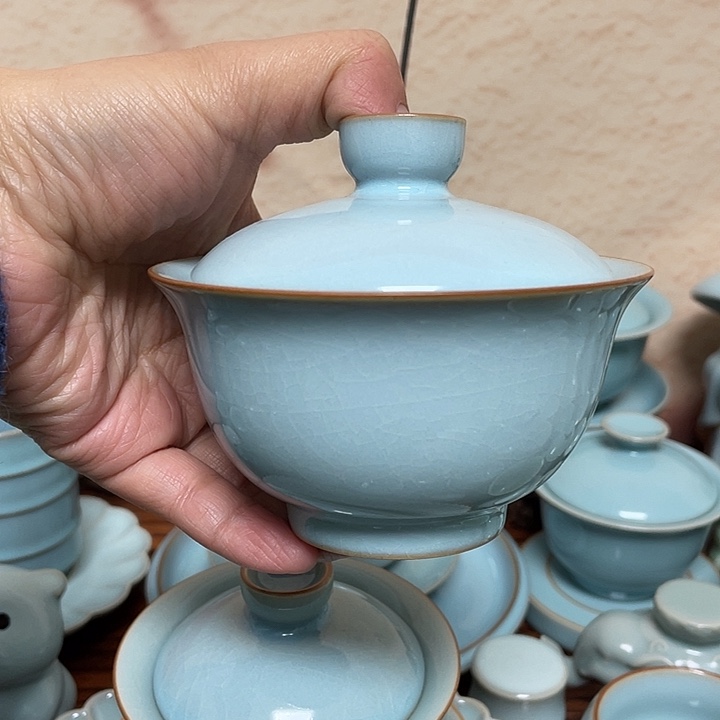 盖碗小*.两才大元宝微瑕