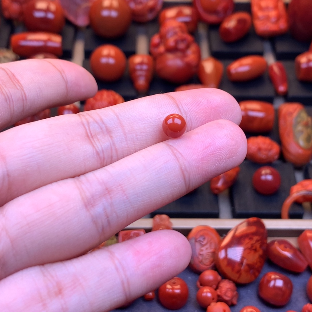 南红玛瑙未镶嵌川料原矿圆珠6mm