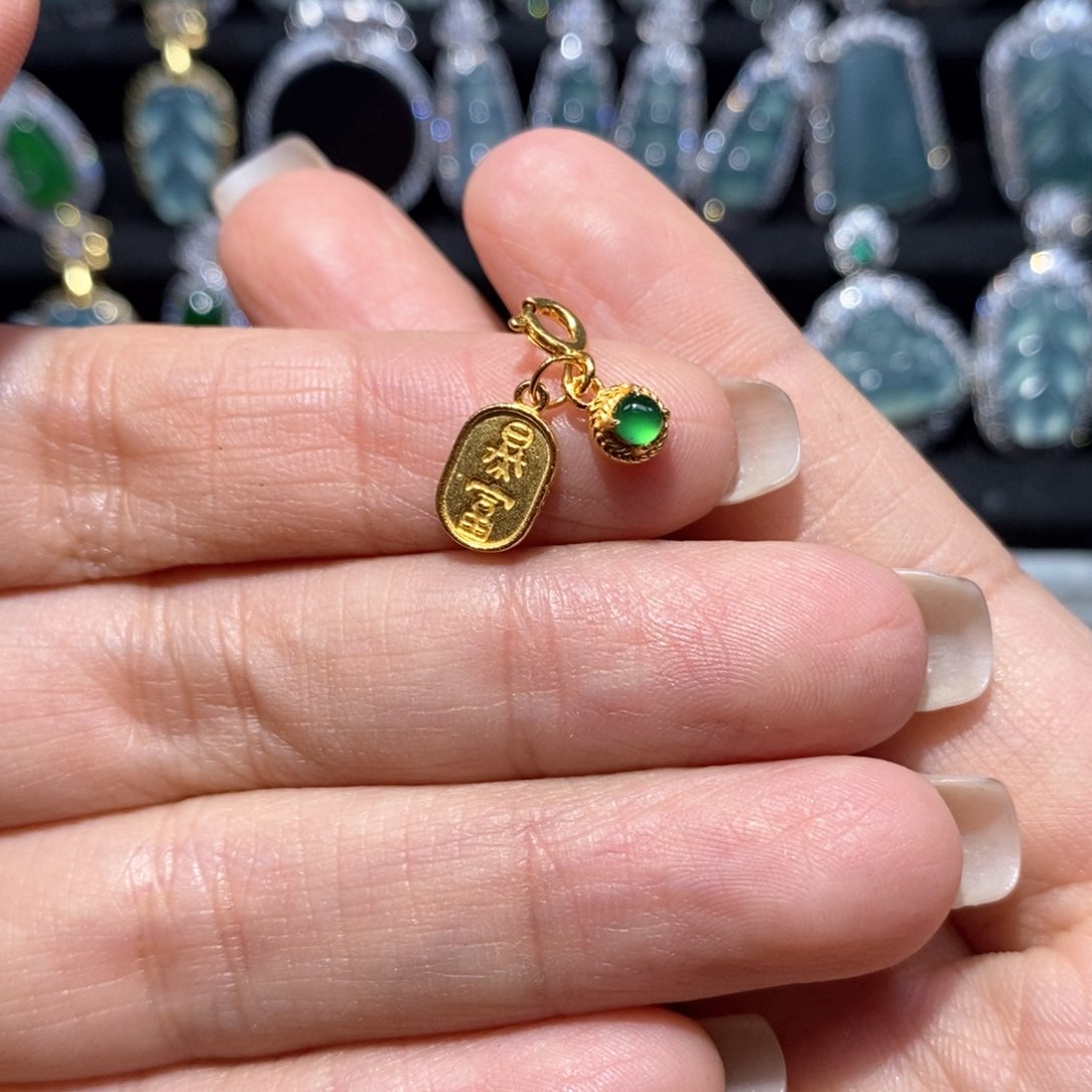 翡翠项链银S925镶嵌翡翠