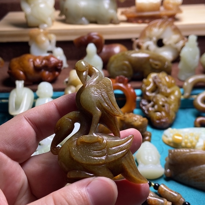 和田玉未镶嵌挂件