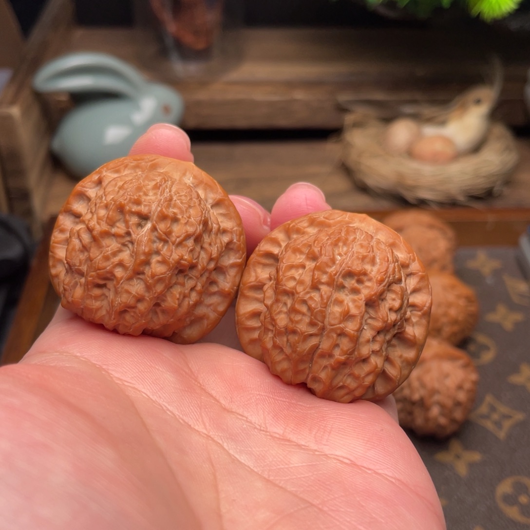 文玩核桃把件G19号38血麒麟