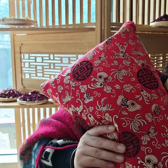 枕头 手工串珠 沉