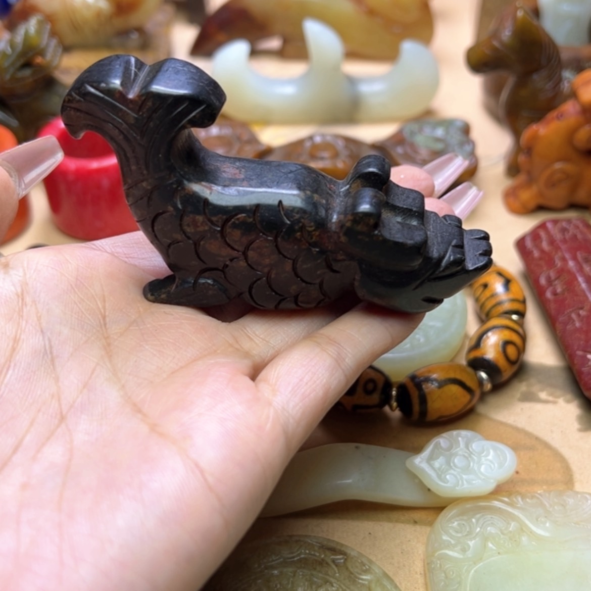 【闪购商品】蛇纹石玉颈饰未镶嵌